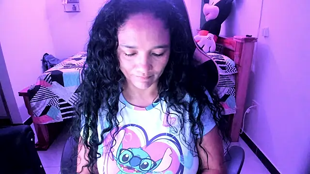 Snapshot of rayza_mature_154 chatting on 11/11/25, 02:28 rayza mature 154 online show from 11/11/25, 02:28