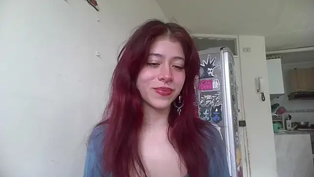 SuzzyyM online show from 02/13/25, 06:27