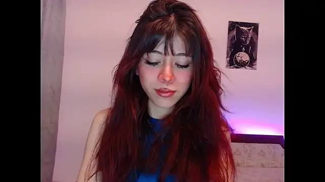 Snapshot of SuzzyyM chatting on 07/28/26, 11:26 SuzzyyM online show from 07/28/26, 11:26