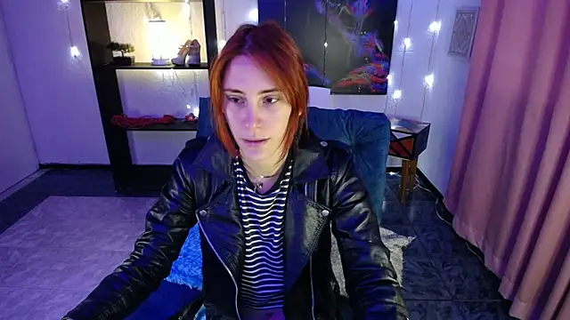 Snapshot of IsaBaileys_ chatting on 01/20/25, 02:14 IsaBaileys  online show from 01/20/25, 02:14