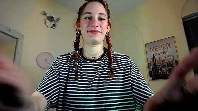 Snapshot of IsaBaileys_ chatting on 03/01/25, 10:53 IsaBaileys  online show from 03/01/25, 10:53