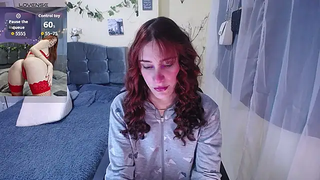 IsaBaileys  online show from 02/05/26, 12:48