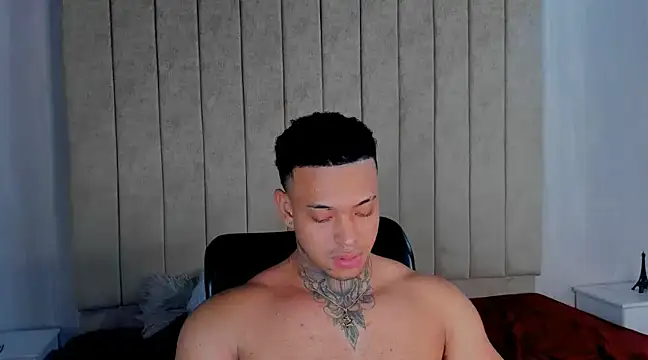 Snapshot of Stiven_collins chatting on 12/19/24, 04:23 Stiven collins online show from 12/19/24, 04:23