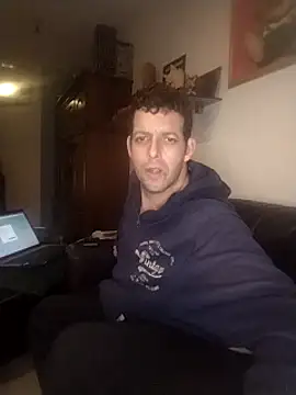 Knuffelstaaf123 online show from 02/01/25, 04:35