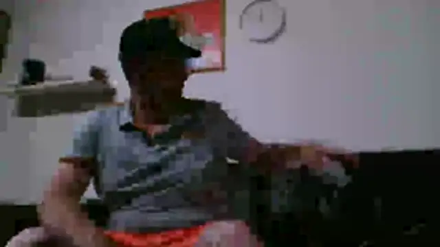 Snapshot of Knuffelstaaf123 chatting on 05/31/26, 12:12 Knuffelstaaf123 online show from 05/31/26, 12:12