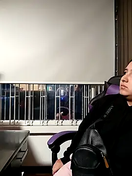 Cute Penelope online show from 11/14/25, 11:20