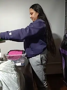 Cute Penelope online show from 04/14/26, 11:05