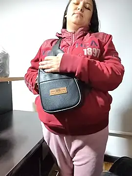 Cute Penelope online show from 04/16/26, 11:11