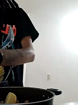 Honey-420- online show from 12/04/25, 02:21