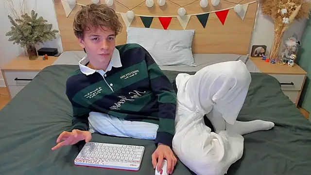 Fandi 777 online show from 02/02/25, 03:17