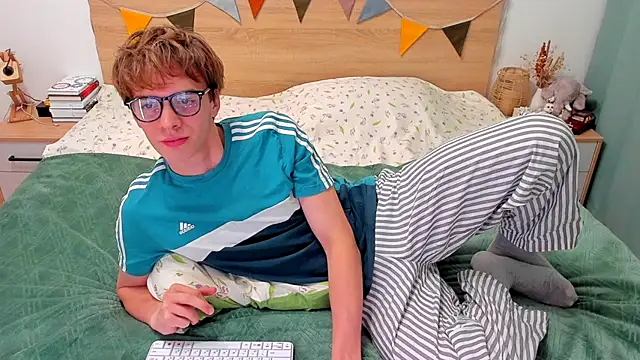 Fandi 777 online show from 09/19/25, 04:18