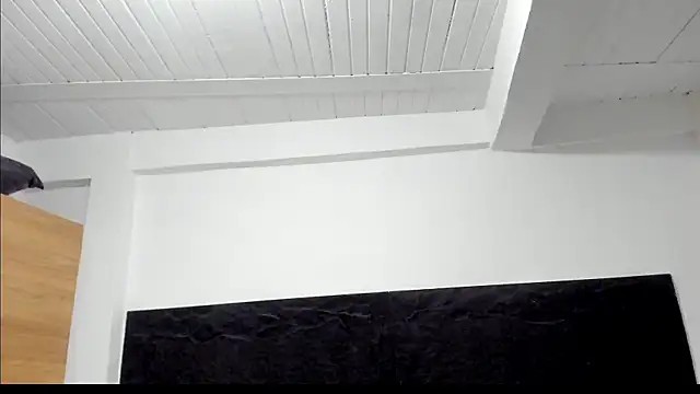 Snapshot of emakross chatting on 09/17/25, 10:55 emakross online show from 09/17/25, 10:55