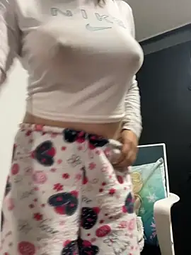 Snapshot of ruby_santana777 chatting on 12/04/25, 01:48 ruby santana777 online show from 12/04/25, 01:48