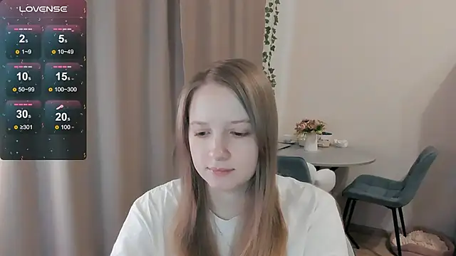 Snapshot of Alyaley chatting on 03/03/26, 05:57 Alyaley online show from 03/03/26, 05:57