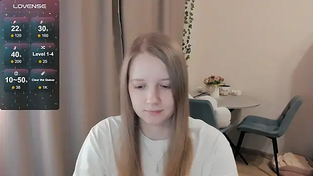 Snapshot of Alyaley chatting on 03/11/26, 05:52 Alyaley online show from 03/11/26, 05:52