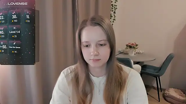 Snapshot of Alyaley chatting on 04/01/26, 04:15 Alyaley online show from 04/01/26, 04:15