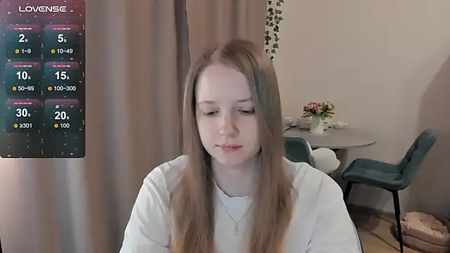 Snapshot of Alyaley chatting on 04/10/26, 05:06 Alyaley online show from 04/10/26, 05:06