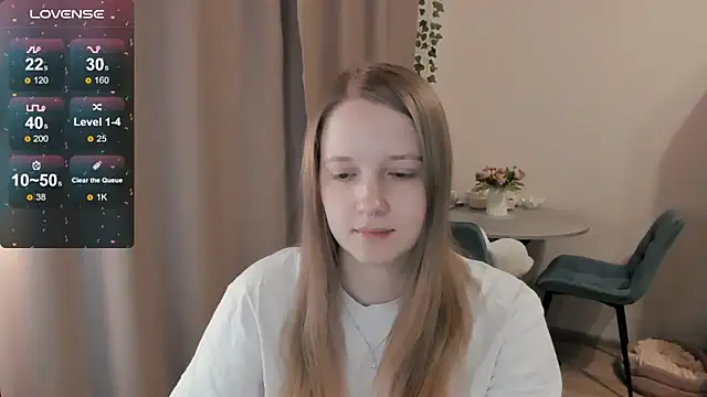 Snapshot of Alyaley chatting on 04/11/26, 06:56 Alyaley online show from 04/11/26, 06:56