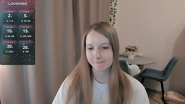 Snapshot of Alyaley chatting on 04/13/26, 09:42 Alyaley online show from 04/13/26, 09:42