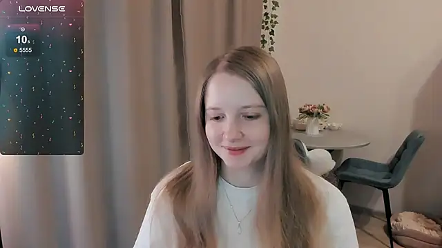 Snapshot of Alyaley chatting on 04/14/26, 09:43 Alyaley online show from 04/14/26, 09:43