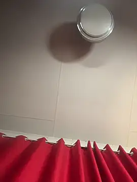 Snapshot of Astoria_Moon chatting on 02/20/26, 07:25 Astoria Moon online show from 02/20/26, 07:25