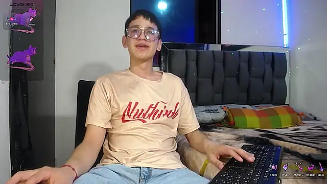 Snapshot of Mr_daren_ chatting on 01/31/25, 09:05 Mr daren online show from 01/31/25, 09:05