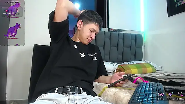 Snapshot of Mr_daren_ chatting on 02/03/25, 08:57 Mr daren online show from 02/03/25, 08:57