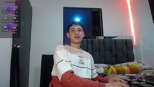 Snapshot of Mr_daren_ chatting on 02/21/25, 05:42 Mr daren online show from 02/21/25, 05:42