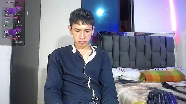 Snapshot of Mr_daren_ chatting on 02/28/25, 05:48 Mr daren online show from 02/28/25, 05:48