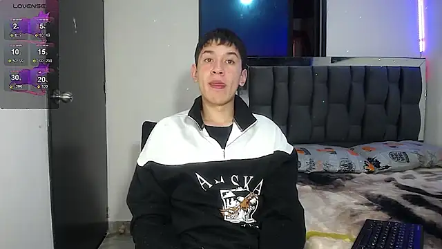 Snapshot of Mr_daren_ chatting on 03/04/25, 05:56 Mr daren online show from 03/04/25, 05:56