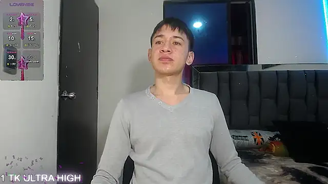 Snapshot of Mr_daren_ chatting on 03/12/25, 05:49 Mr daren online show from 03/12/25, 05:49