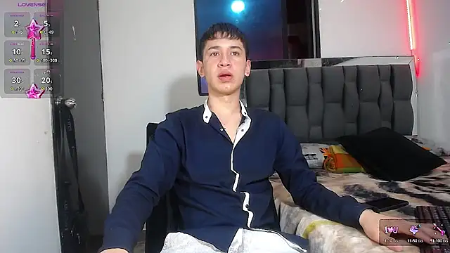 Snapshot of Mr_daren_ chatting on 03/21/25, 03:13 Mr daren online show from 03/21/25, 03:13