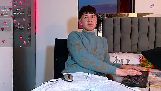 Snapshot of Mr_daren_ chatting on 09/25/25, 04:32 Mr daren online show from 09/25/25, 04:32