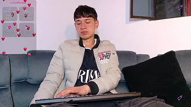 Snapshot of Mr_daren_ chatting on 09/30/25, 05:07 Mr daren online show from 09/30/25, 05:07