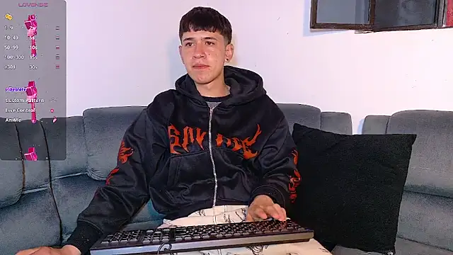 Snapshot of Mr_daren_ chatting on 11/06/25, 07:15 Mr daren online show from 11/06/25, 07:15