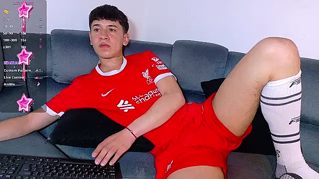 Snapshot of Mr_daren_ chatting on 11/11/25, 07:03 Mr daren online show from 11/11/25, 07:03