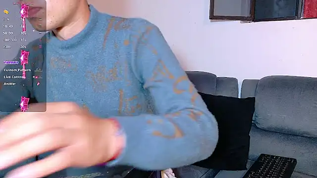 Snapshot of Mr_daren_ chatting on 11/13/25, 07:13 Mr daren online show from 11/13/25, 07:13