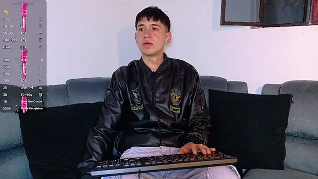 Snapshot of Mr_daren_ chatting on 11/21/25, 08:51 Mr daren online show from 11/21/25, 08:51