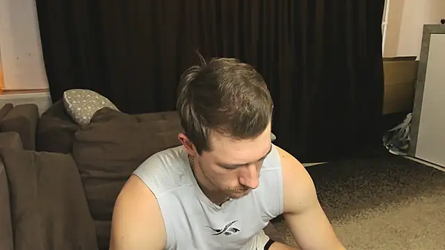 Snapshot of EthanPinkman chatting on 02/18/25, 08:05 EthanPinkman online show from 02/18/25, 08:05