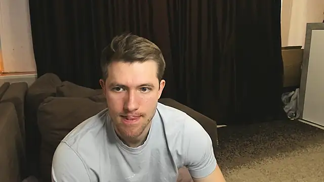 Snapshot of EthanPinkman chatting on 03/06/25, 08:08 EthanPinkman online show from 03/06/25, 08:08