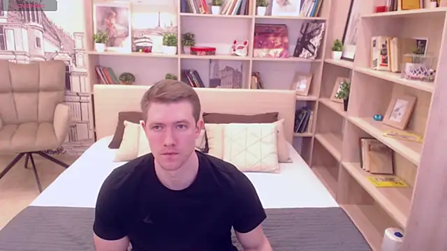 Snapshot of EthanPinkman chatting on 03/09/25, 03:54 EthanPinkman online show from 03/09/25, 03:54