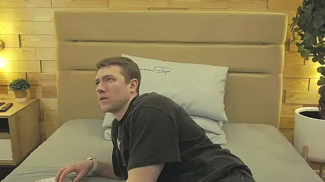 EthanPinkman online show from 03/17/26, 04:06