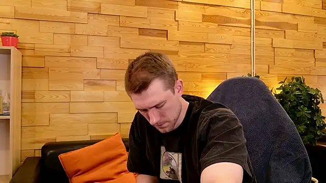 EthanPinkman online show from 06/25/26, 05:12