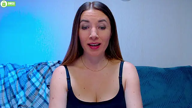 Snapshot of Sweet___Amelia chatting on 09/24/25, 01:47 Sweet   Amelia online show from 09/24/25, 01:47