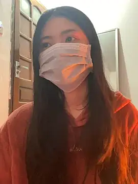 Snapshot of -hanime- chatting on 12/12/24, 06:53 -hanime- online show from 12/12/24, 06:53