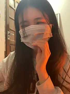 Snapshot of -hanime- chatting on 12/19/24, 02:13 -hanime- online show from 12/19/24, 02:13