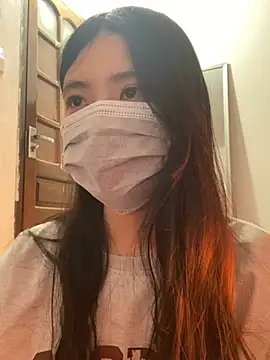 Snapshot of -hanime- chatting on 12/20/24, 04:46 -hanime- online show from 12/20/24, 04:46