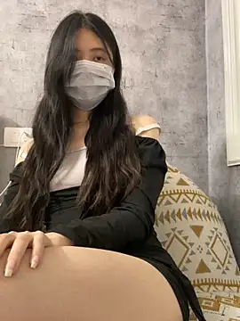 Snapshot of -hanime- chatting on 12/26/24, 05:19 -hanime- online show from 12/26/24, 05:19