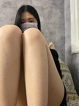 Snapshot of -hanime- chatting on 12/27/24, 07:14 -hanime- online show from 12/27/24, 07:14