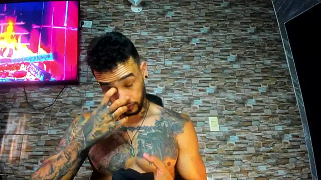 Snapshot of Seth_Owner chatting on 01/30/25, 01:42 Seth Owner online show from 01/30/25, 01:42